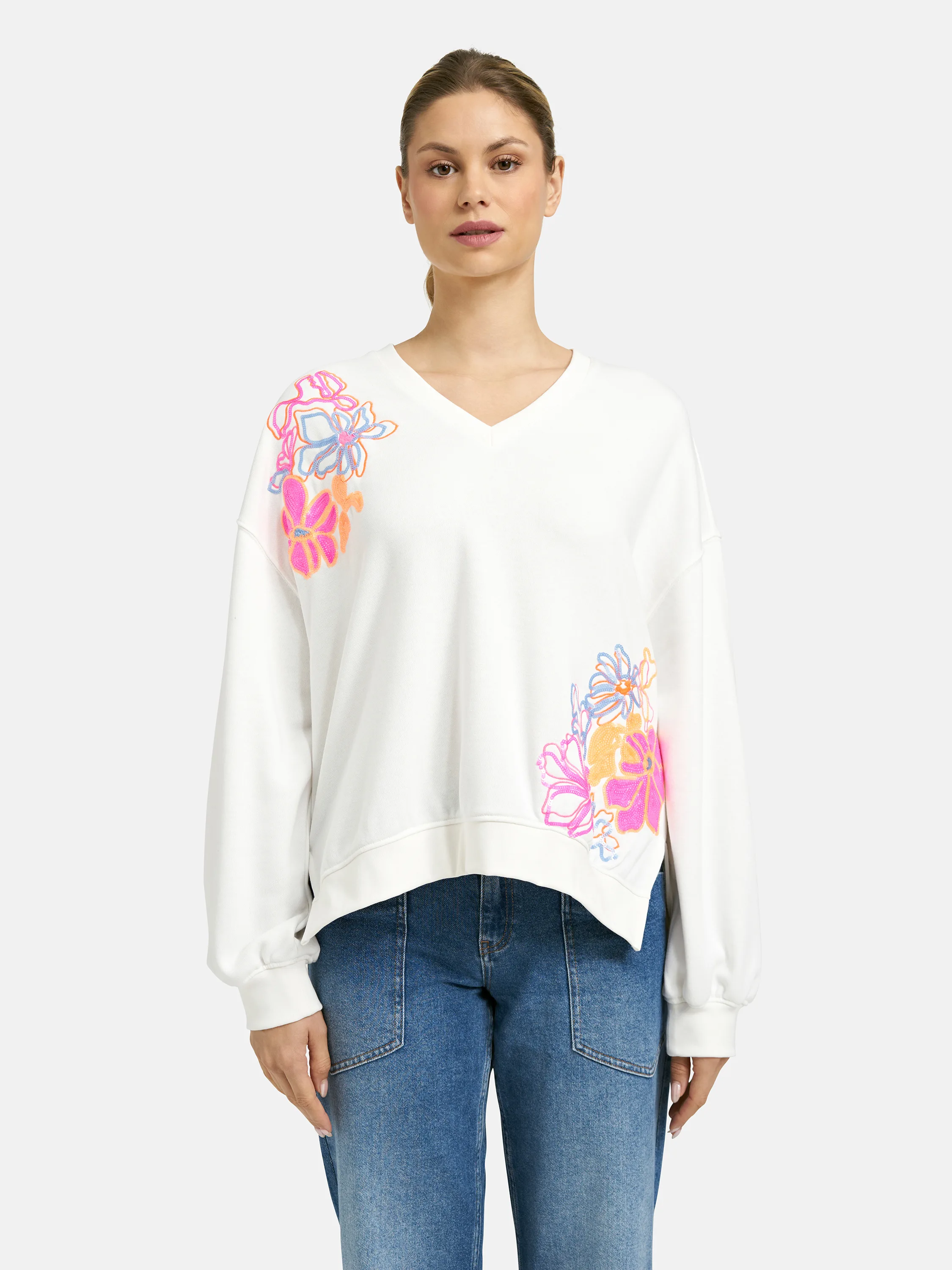 Oversize Sweatshirt Sequin Embroidery
